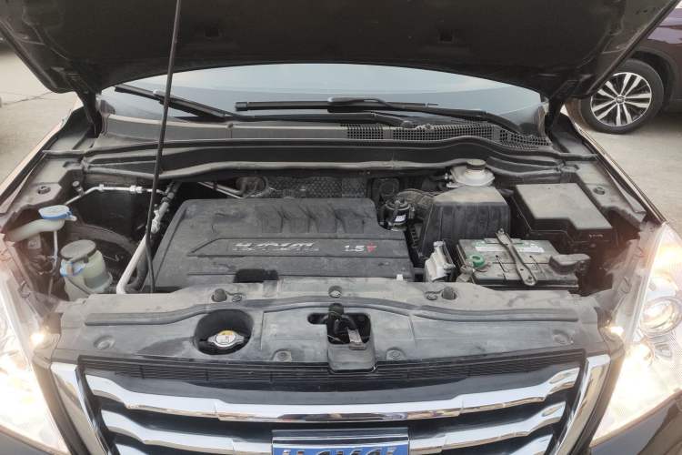 Used Haval H6 2016 Upgraded Model 1.5T Manual Two-Wheel Drive Elite Version
