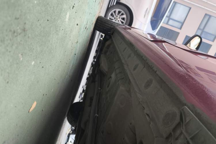 Used Toyota YARiS L 2015 1.5E Automatic Charm Edition
