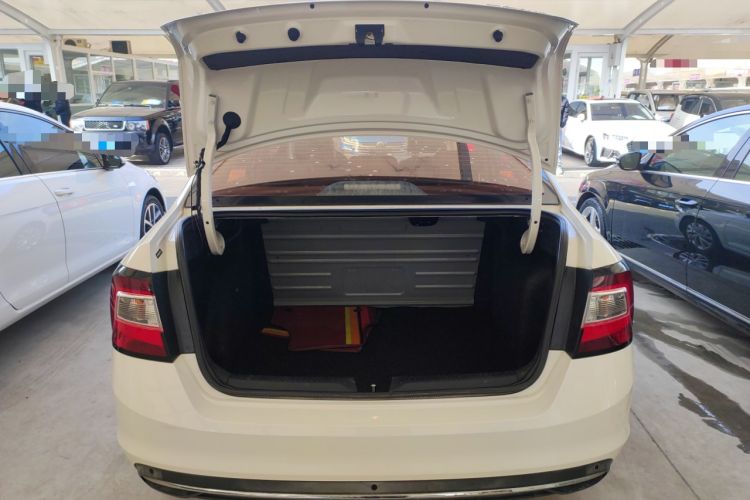 Used Skoda Rapid 2018 1.6L Automatic Comfort Edition
