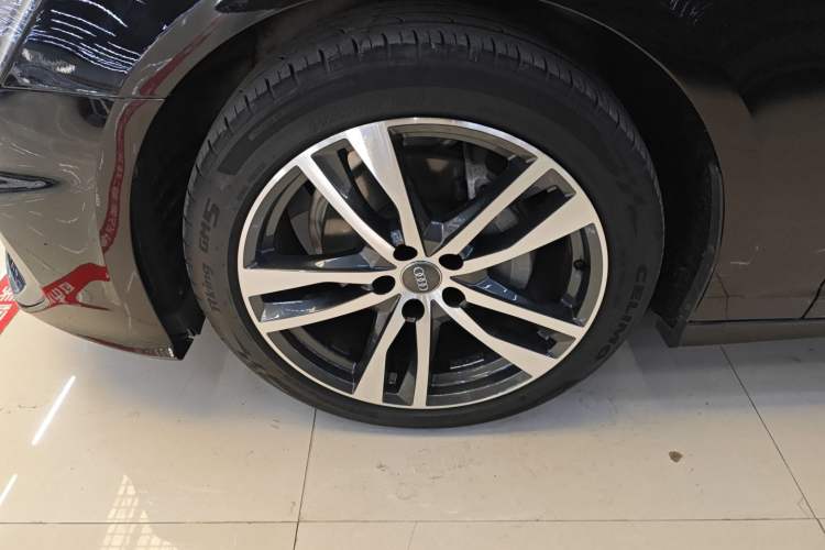 Used Audi A6L 2019 40 TFSI Luxury Dynamic Model
