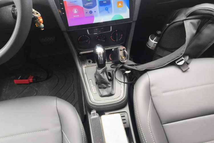 Used Volkswagen Bora 2016 1.6L Automatic Fashion Model