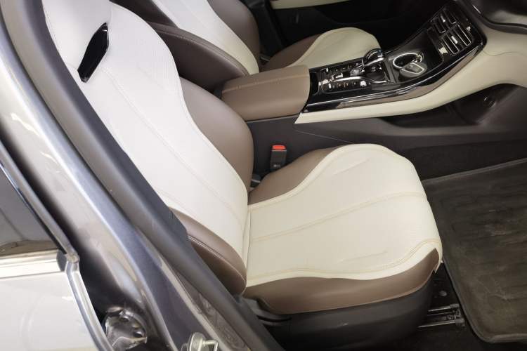 Used BYD Qin PLUS 2024 HONOR Edition DM-i 55KM Leading Model
