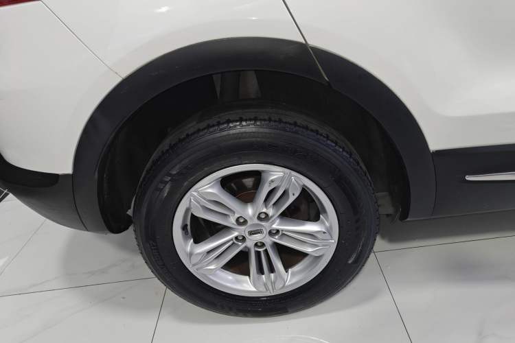 Used Qoros 5 2018 1.6T Automatic Leading Model
