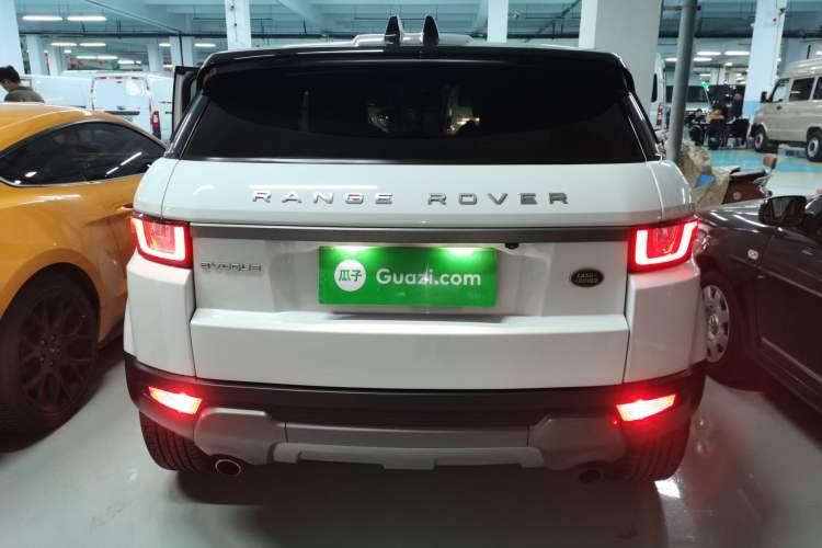 Used Land Rover Range Rover Evoque 2018 240 PS SE Smart Brilliance Edition