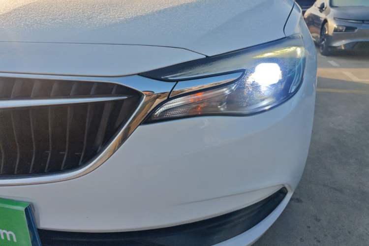 Used Buick GT 2018 18T Automatic Elite Model
