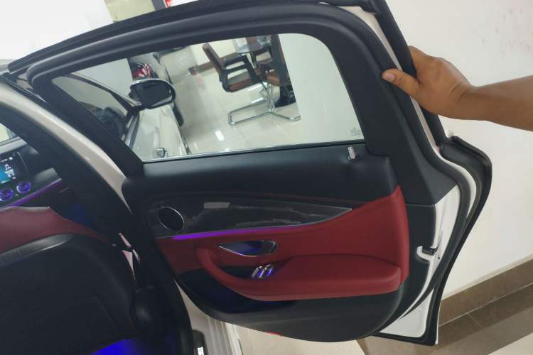 Used Mercedes-Benz E-Class 2023 Restyled E 300 L Sporty and Stylish Edition
