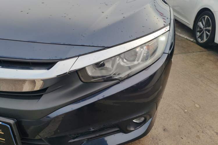 Used Honda Civic 2016 220TURBO CVT Luxury Edition
