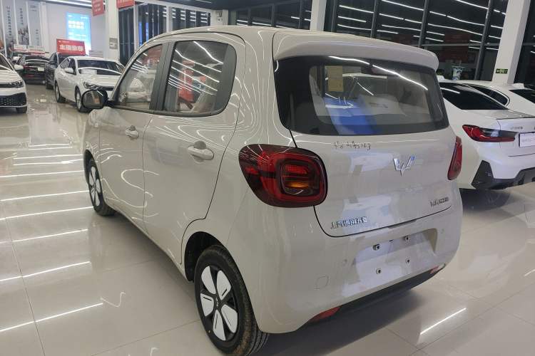 Used Wuling Hongguang MINIEV 2025 Four-Door Version Advanced Edition
