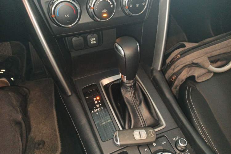 Used Mazda CX-4 2018 2.0L Automatic Two-Wheel Drive Blue Sky Dynamic Version China V Standard
