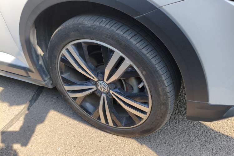 Used Volkswagen Touran 2018 Volkswagen Touran L 280TSI DSG Boundary Edition 7 Seats China V Emission Standard
