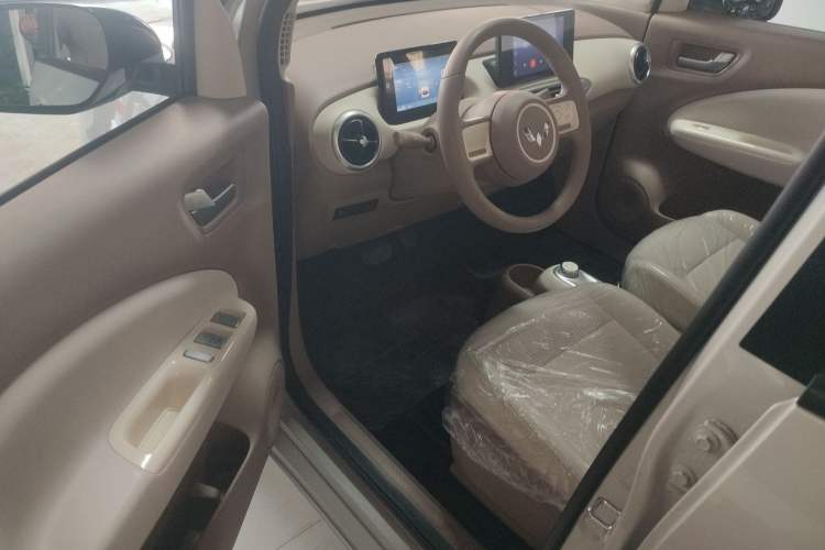 Used Wuling Hongguang MINIEV 2025 Four-Door Version Zhenxiang+ Edition
