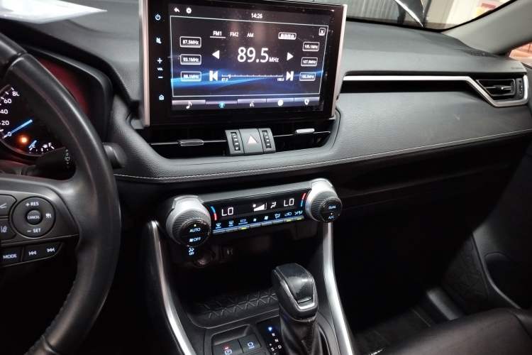 Used Toyota Wildlander 2022 Dual-Engine 2.5L E-CVT Two-Wheel Drive Luxury PLUS Edition
