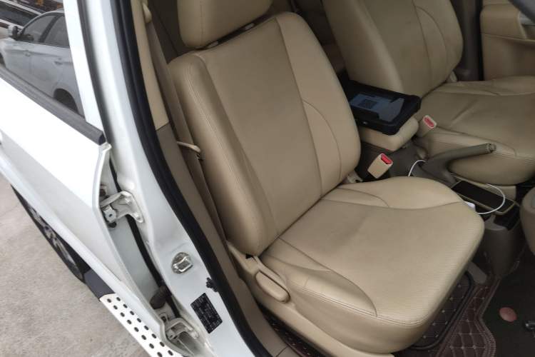 Used Hyundai Tucson 2013 2.0L Automatic Two-Wheel Drive Comfort Version