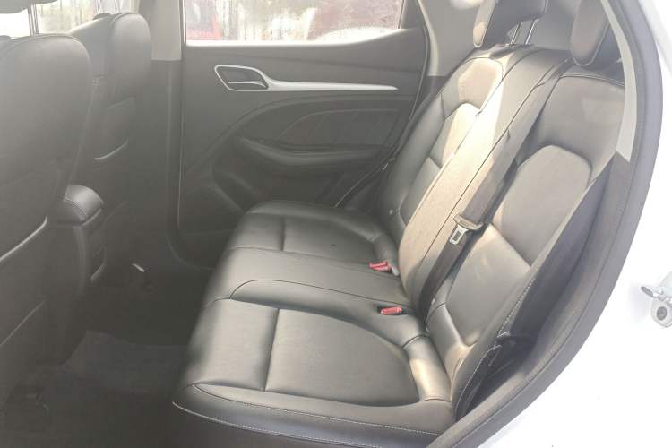 Used MG ZS 2017 1.5L Automatic Luxury Edition
