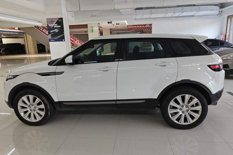 Used Land Rover Range Rover Evoque 2016 2.0T SE Smart Glow Edition
