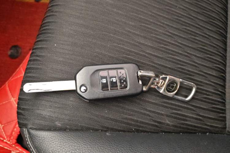 Used Honda Vezel 2020 1.5L CVT Pioneer Edition