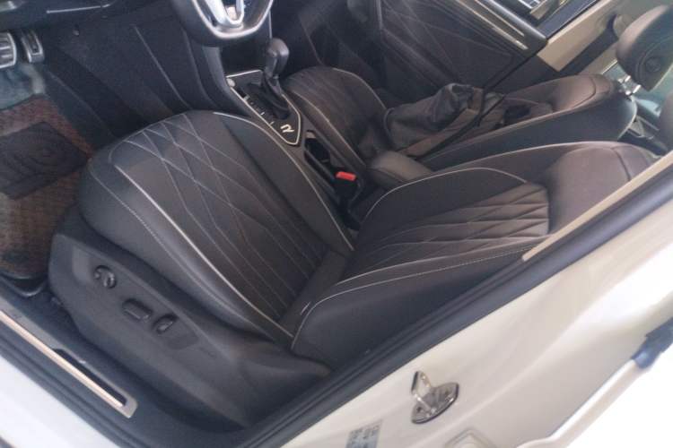 TDK.VehicleDetails.img