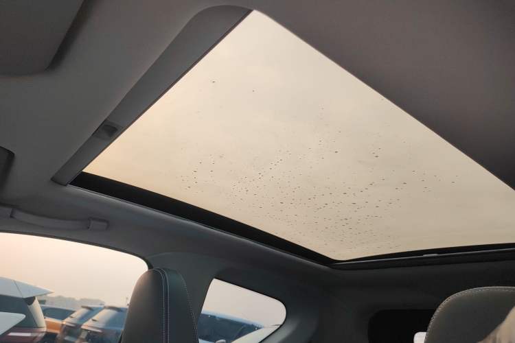 Used Chery New Energy Boundless Pro 2022 301km "Divine Beast" Version with Lithium Iron Phosphate
