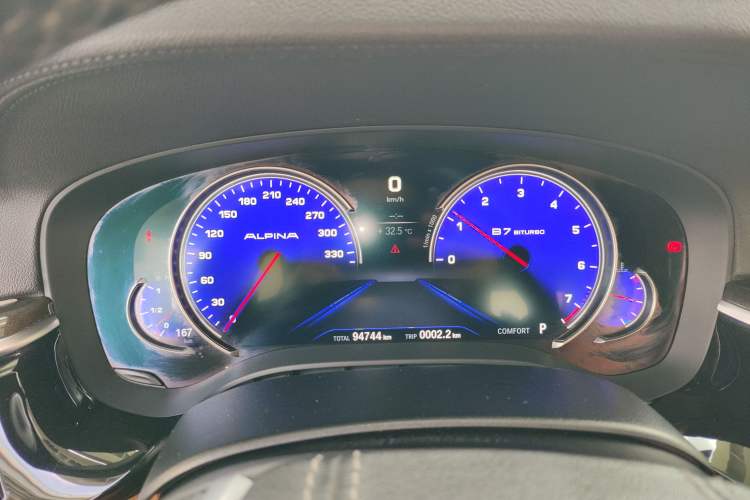 Used BMW 5 Series 2018 Restyled 530Li Leading Edition M Sport Package
