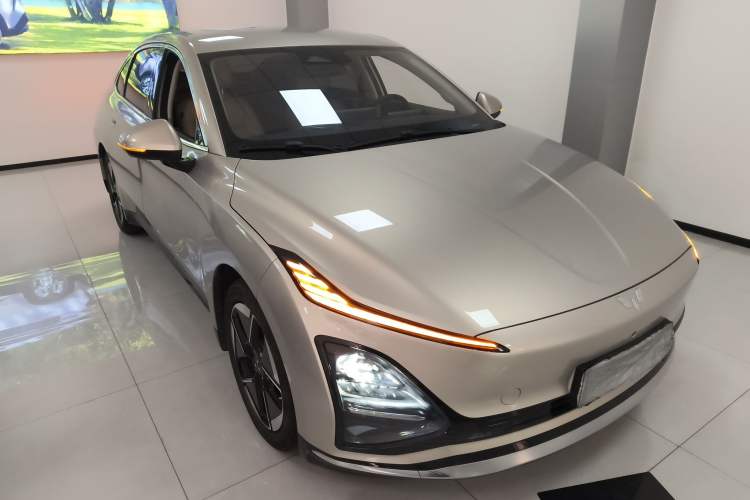 Used Wuling Xingguang 2024 Co-Creation Edition 510 Advanced Model
