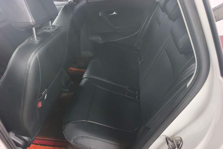 Used Volkswagen Polo 2014 1.6L Automatic Comfort Edition