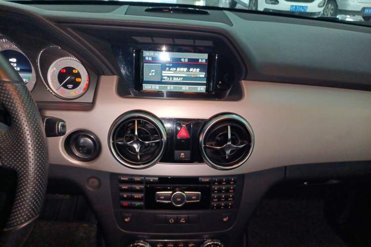 Used Mercedes-Benz GLK-Class 2013 Facelift GLK 300 4MATIC Fashion Edition