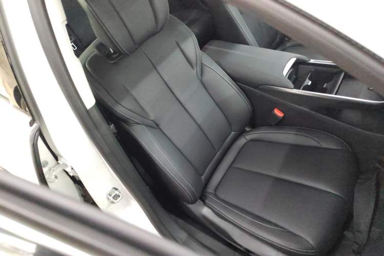 Used Buick LaCrosse 2023 Restyled 25T Cross-Country Edition