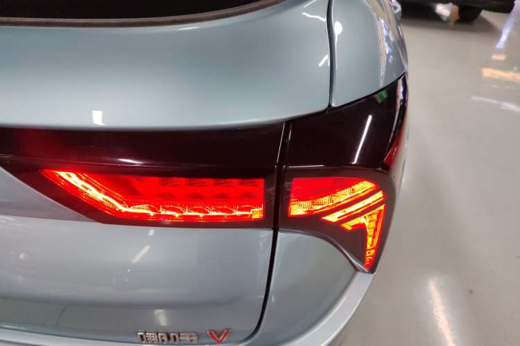 Used NETA V 2022 Chao 300 Lite Lithium Iron Phosphate