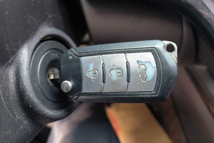 Used GAC Trumpchi GS4 2017 235T Manual Two-Wheel Drive Luxury Edition