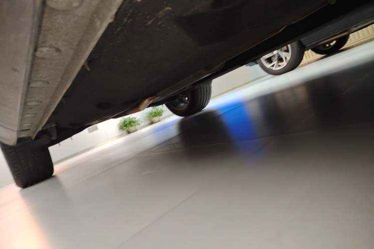 Used Hongqi HS5 2022 Facelifted Version 2.0T Smart Connect Flagship All-Wheel-Drive Edition
