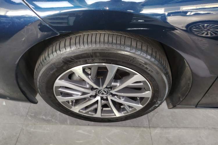 Used Lexus ES 2022 200 Luxury Edition
