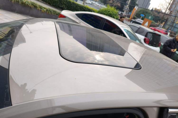 Used Volkswagen Passat 2014 1.8TSI DSG Prestige Edition
