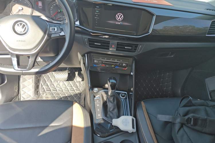 Used Volkswagen Tayron 2020 330TSI Two-Wheel Drive Luxury Smart Connectivity Version