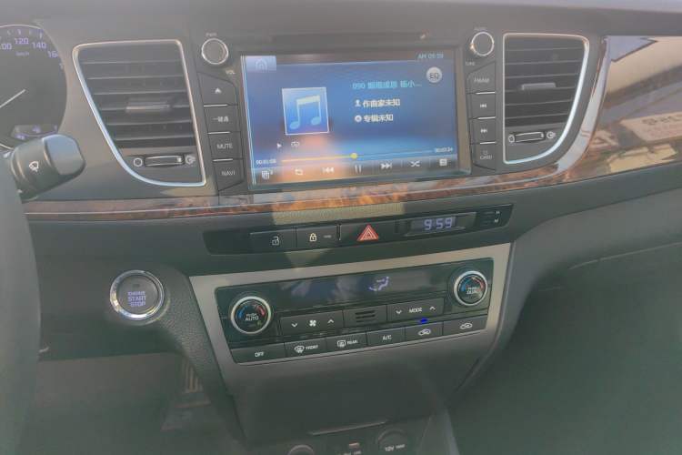 Used Hyundai Mistra 2014 1.8L Automatic Deluxe DLX Model