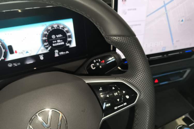 Used Volkswagen Tiguan L 2024 PRO 380TSI Four-Wheel Drive R-Line Prestige Edition
