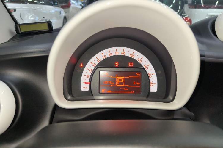 Used  fortwo 2015 1.0L 52 kW hardtop Dynamic version