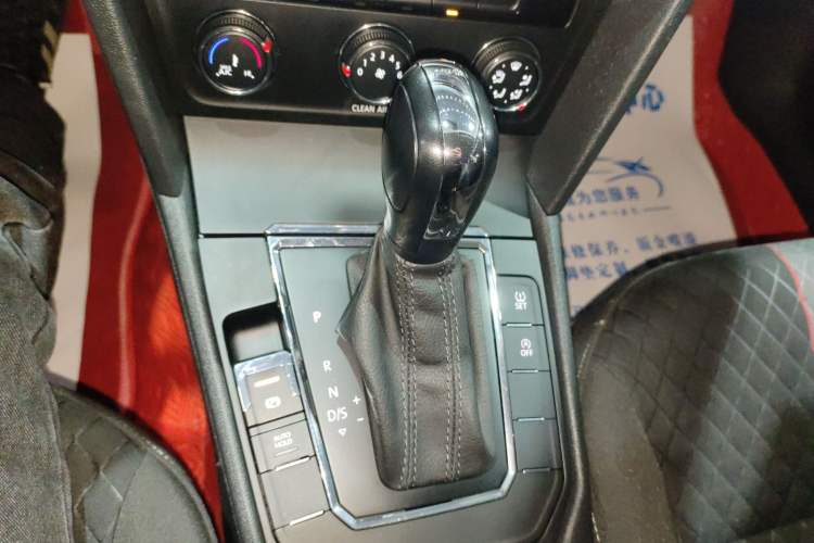 Used Volkswagen Lamando 2021 230TSI DSG Fashion Edition
