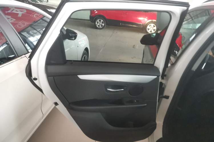 Used BMW 2 Series Active Tourer 2016 218i Fashion Model
