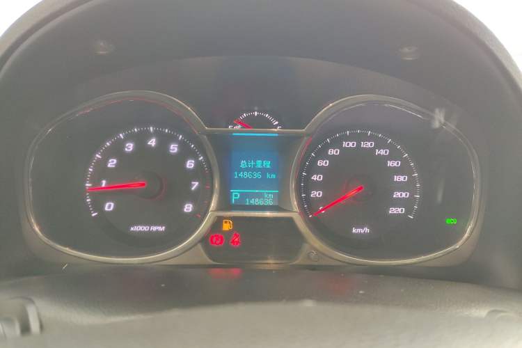 Used Chevrolet Captiva 2017 2.4L 4x4 Flagship Edition 7-Seater