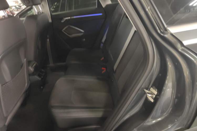 Used Audi Q3 2021 40 TFSI Fashion Dynamic Model
