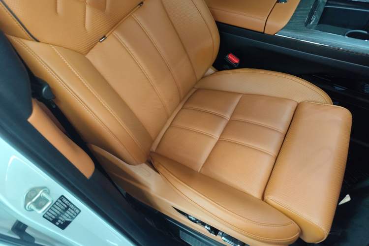 Used GAC Trumpchi Xiangwang M8 2025 Kunkun Series Ultra First-Class Cabin
