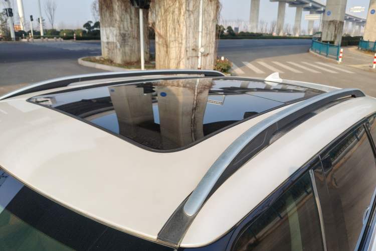 Used Zotye T700 2017 1.8T Dual-Clutch Luxury Model