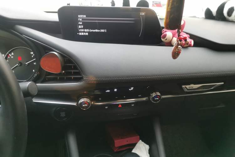 Used Mazda Mazda 3 Axela 2022 2.0L Automatic Zhiyao Edition