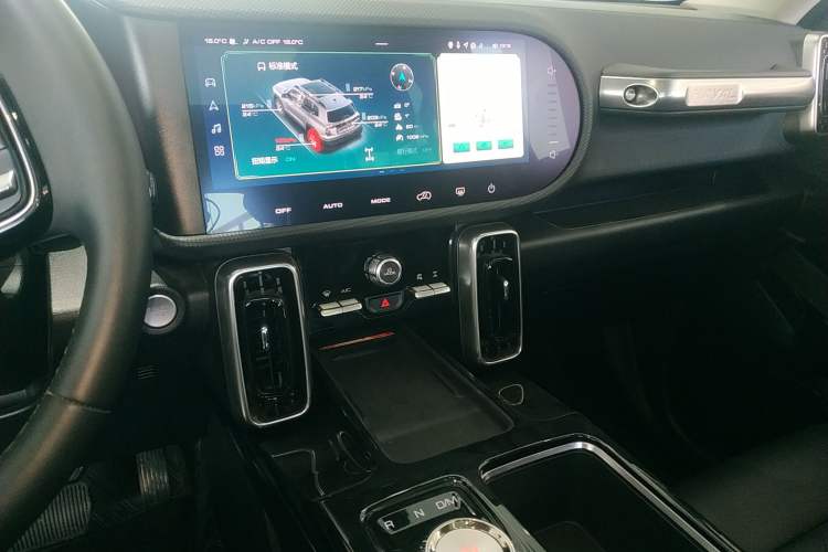 Used Haval DARGO 2022 2.0T DCT 4x4 Chinese Rural Dog Hunting Edition