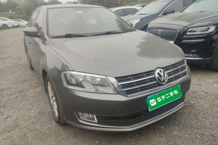 Used Volkswagen Lavida 2013 Restyled Classic 1.6L Manual Comfort Edition