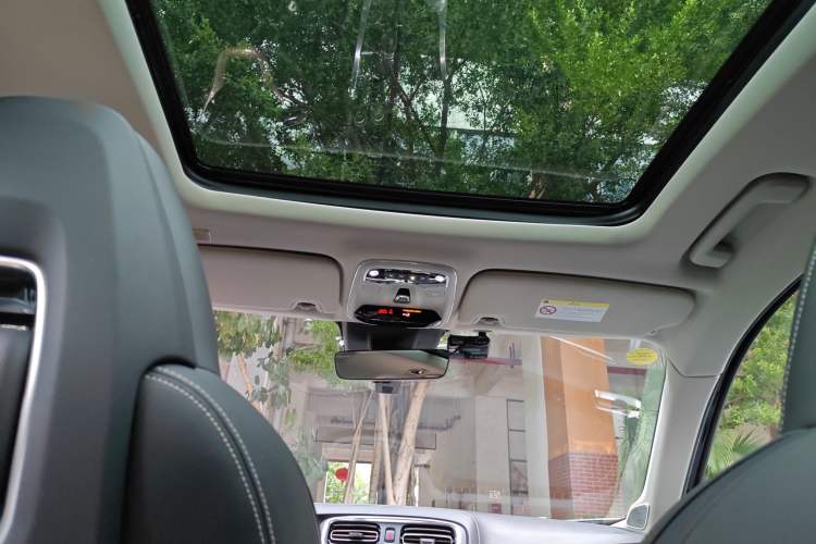 Used Lynk & Co 01 2017 2.0T Two-Wheel Drive Pro Edition
