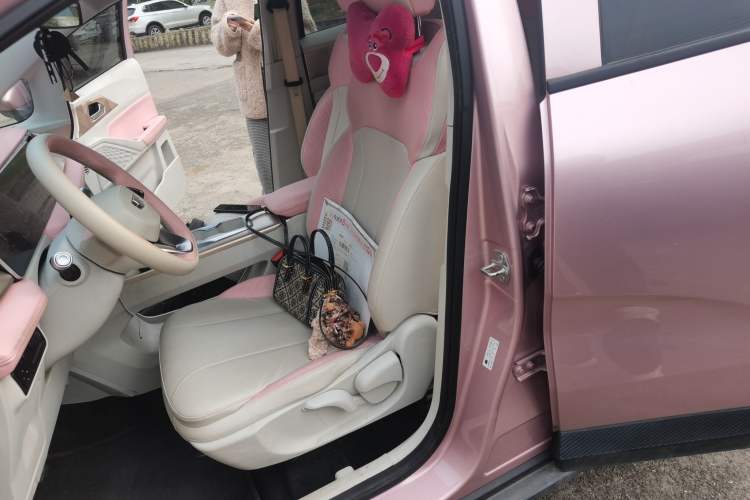 Used Geometry E Firefly 2024 301km Starlight
