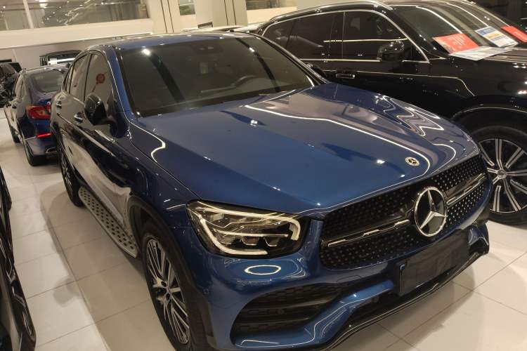Used Mercedes-Benz GLC Coupe 2022 Refreshed GLC 300 4MATIC Coupe SUV
