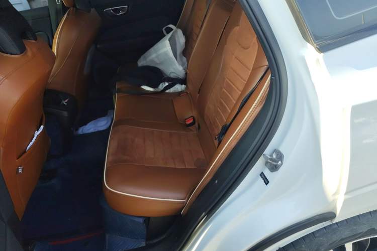 Used Volvo XC60 2019 T5 4x4 Smart & Dynamic Sport Edition China VI Standard
