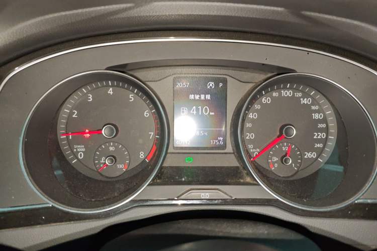 Used Volkswagen Magotan 2018 330TSI DSG Advanced Model
